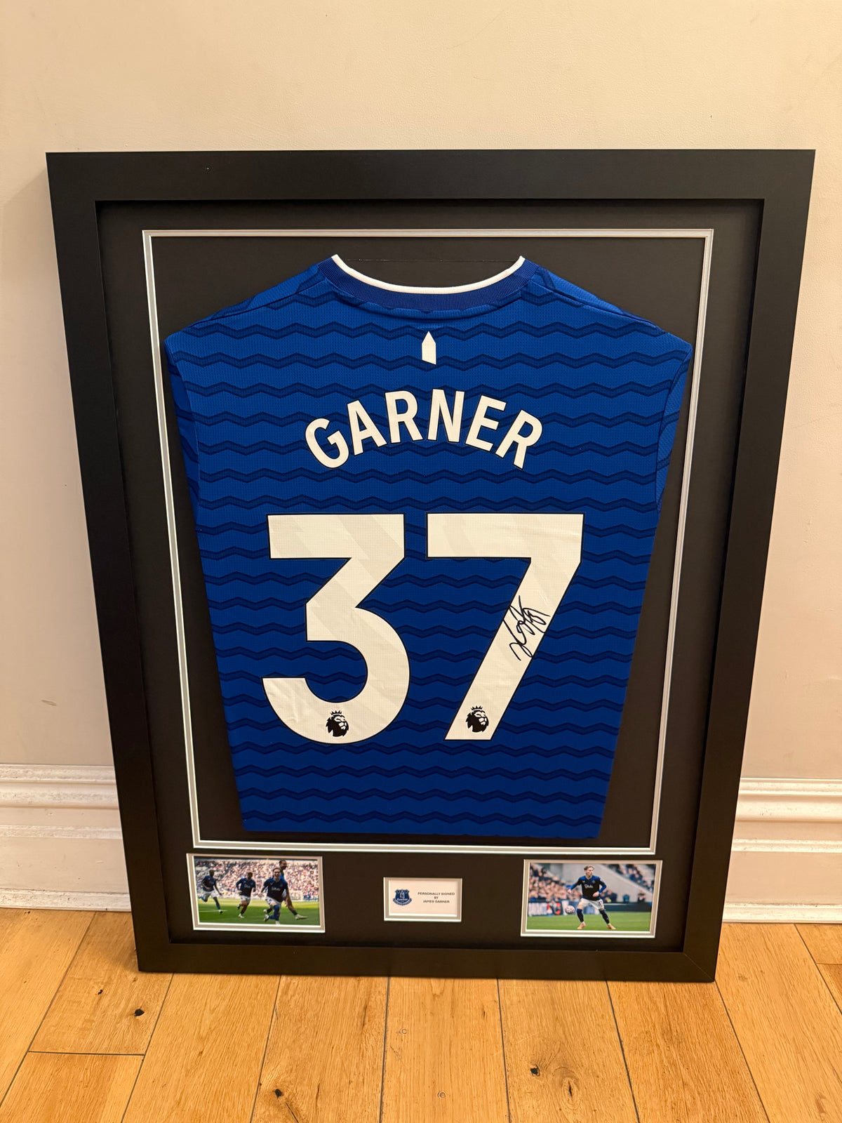 James Garner - 2025/26 Framed Signed Everton Shirt with COA + XL Frame